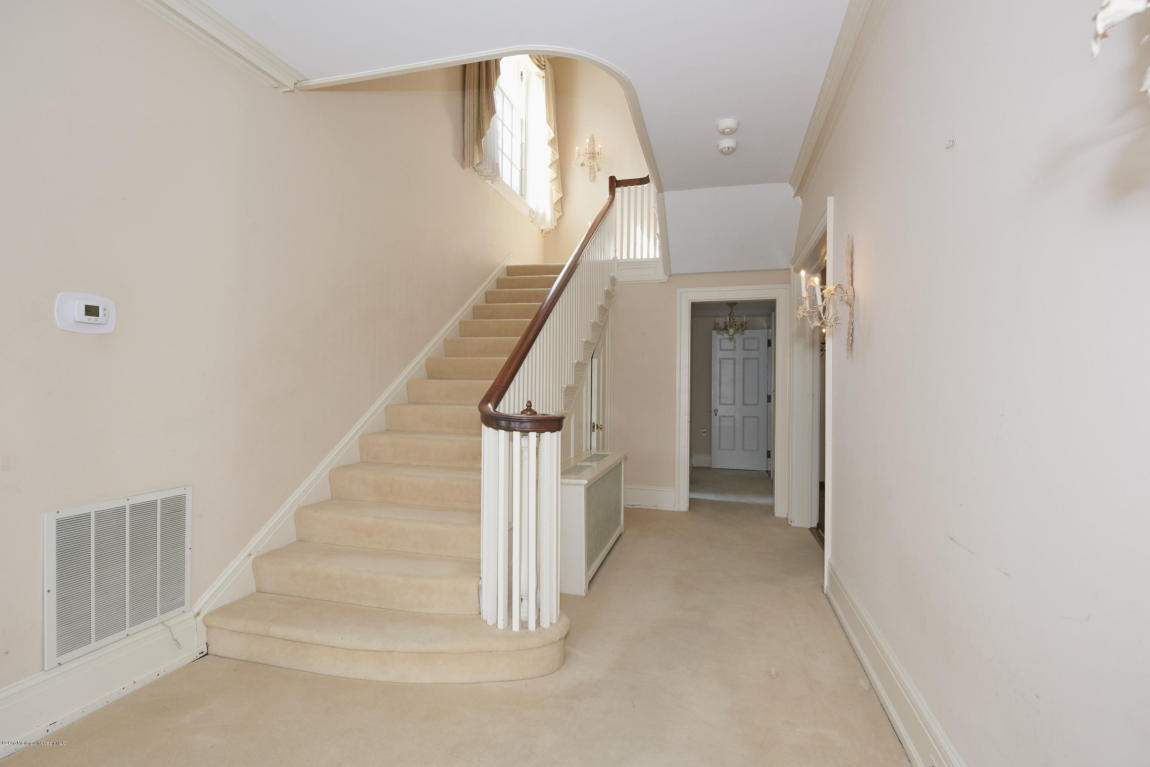 174 Rumson Rd, Rumson, NJ 07760 photo 10