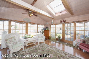 21 E Kenneth Ter, Middletown, NJ 07748 photo 23