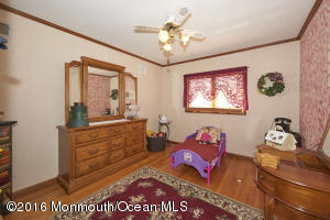 21 E Kenneth Ter, Middletown, NJ 07748 photo 30