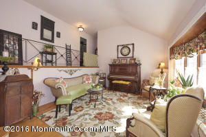 21 E Kenneth Ter, Middletown, NJ 07748 photo 24