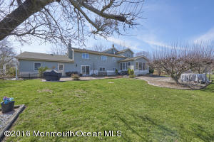 21 E Kenneth Ter, Middletown, NJ 07748 photo 5