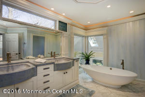 11 Buttonwood Ln, Rumson, NJ 07760 photo 21