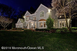11 Buttonwood Ln, Rumson, NJ 07760 photo 2