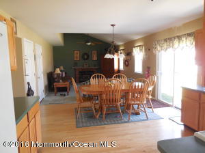 6 Carroll Ct, Jackson, NJ 08527 photo 8