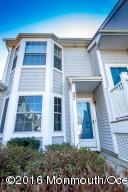 93 Poplar Pl, Freehold, NJ 07728