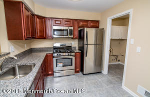  93 Poplar Pl, Freehold, NJ 07728 photo 12