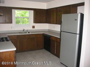 75 Appletree Rd, Howell, NJ 07731 photo 11