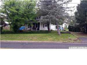 18 Five Points Rd, Freehold, NJ 07728 photo 3