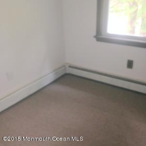 18 Five Points Rd, Freehold, NJ 07728 photo 11