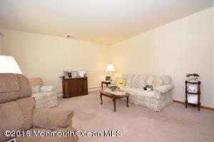 78 Proctor St, Edison, NJ 08817 photo 2