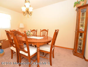 78 Proctor St, Edison, NJ 08817 photo 4