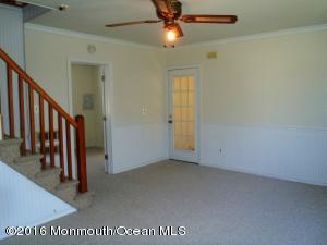 982 Gloucester Ave, Brick, NJ 08723 photo 4