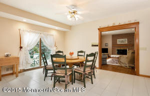 2 Muncee Ct, Holmdel, NJ 07733 photo 6