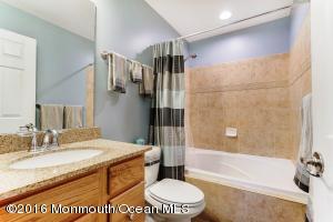 408 Joyce Ct, Brick, NJ 08724 photo 8