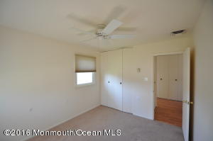 75 Clay Cir, Brick, NJ 08724 photo 8