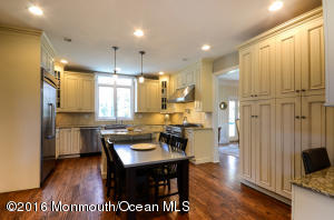 59 Ridge Rd, Rumson, NJ 07760 photo 4