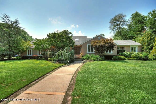 9 Brook Dr, Ocean, NJ 07712 photo 2