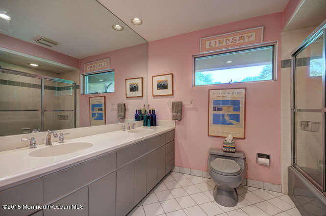 9 Brook Dr, Ocean, NJ 07712 photo 23