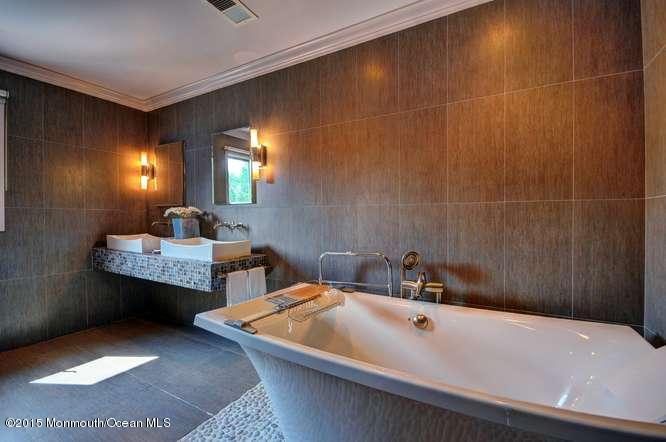 9 Brook Dr, Ocean, NJ 07712 photo 32