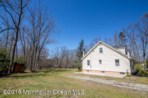 136 Willow Dr, Jackson, NJ 08527 photo 9