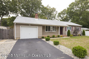 625 Devon St, Forked River, NJ 08731 photo 2