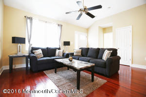79 Burlington Ave, Leonardo, NJ 07737 photo 13