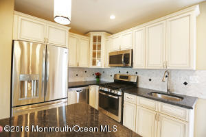 79 Burlington Ave, Leonardo, NJ 07737 photo 11