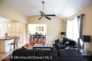 79 Burlington Ave, Leonardo, NJ 07737 photo 9