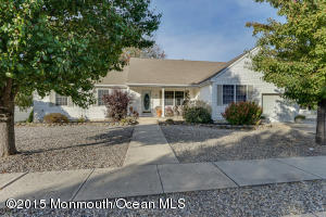 16 Tom Gray Ct, Forked River, NJ 08731 photo 12