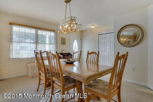 16 Tom Gray Ct, Forked River, NJ 08731 photo 3