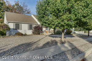 16 Tom Gray Ct, Forked River, NJ 08731 photo 13