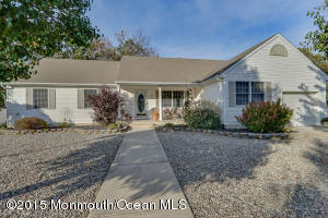 16 Tom Gray Ct, Forked River, NJ 08731 photo 1