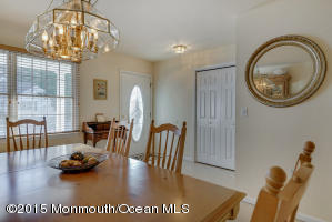 16 Tom Gray Ct, Forked River, NJ 08731 photo 2