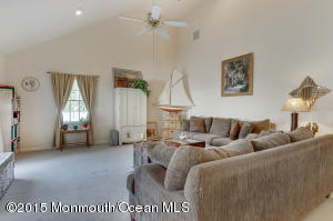 16 Tom Gray Ct, Forked River, NJ 08731 photo 9