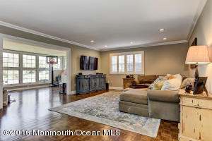 34 Red Coach Ln, Middletown, NJ 07748 photo 17