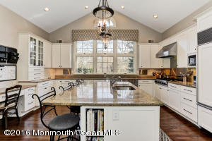 34 Red Coach Ln, Middletown, NJ 07748 photo 12