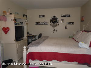 2 King Ln, Brick, NJ 08724 photo 9