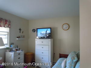 2 King Ln, Brick, NJ 08724 photo 10