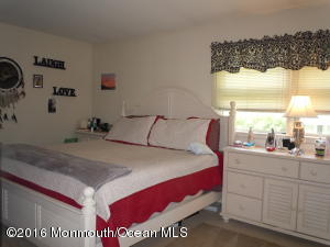 2 King Ln, Brick, NJ 08724 photo 8