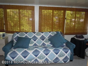2 King Ln, Brick, NJ 08724 photo 11