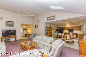 812 Cable Dr, Forked River, NJ 08731 photo 5