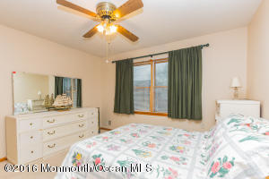 812 Cable Dr, Forked River, NJ 08731 photo 15
