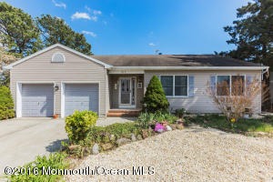 812 Cable Dr, Forked River, NJ 08731 photo 1