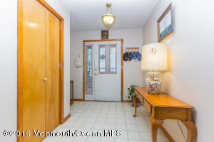 812 Cable Dr, Forked River, NJ 08731 photo 2