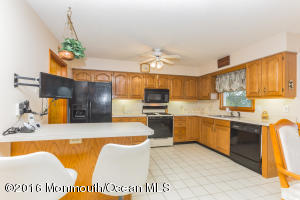 812 Cable Dr, Forked River, NJ 08731 photo 11