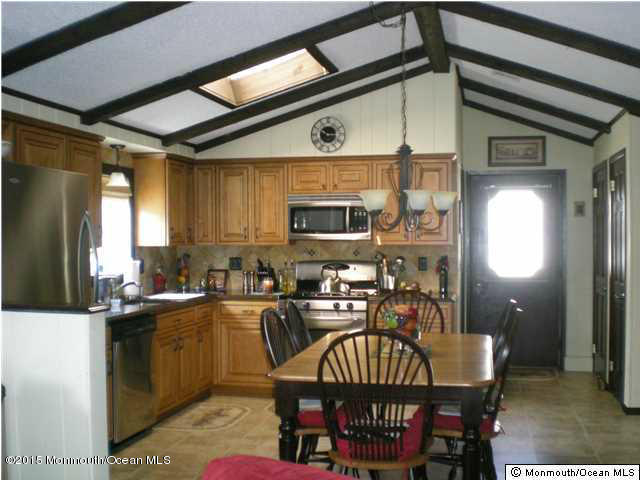 811 Harbor Rd, Forked River, NJ 08731 photo 5