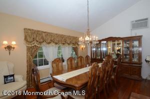 7 Elyar Ter, Middletown, NJ 07748 photo 4