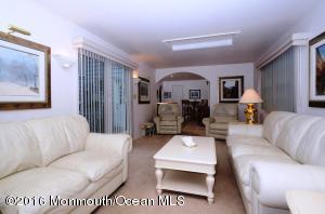 7 Elyar Ter, Middletown, NJ 07748 photo 9