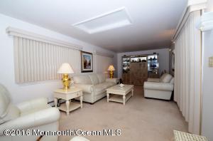 7 Elyar Ter, Middletown, NJ 07748 photo 8