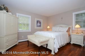 7 Elyar Ter, Middletown, NJ 07748 photo 11